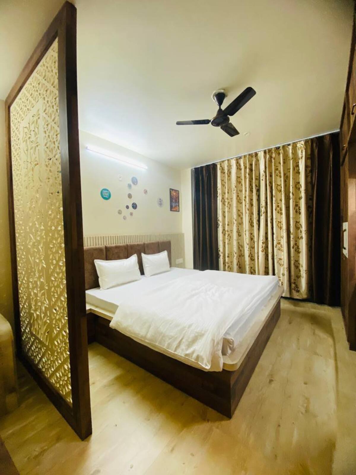 812, Upasana